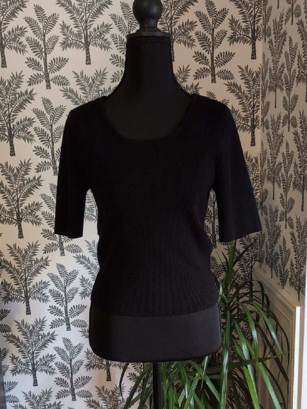 Marled Black Knit Top Half Sleeves